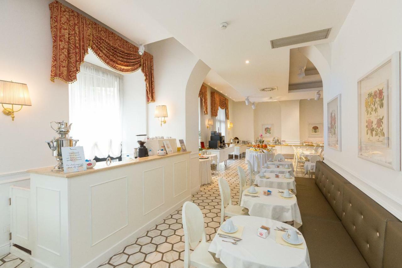 Milton Hotel 4*